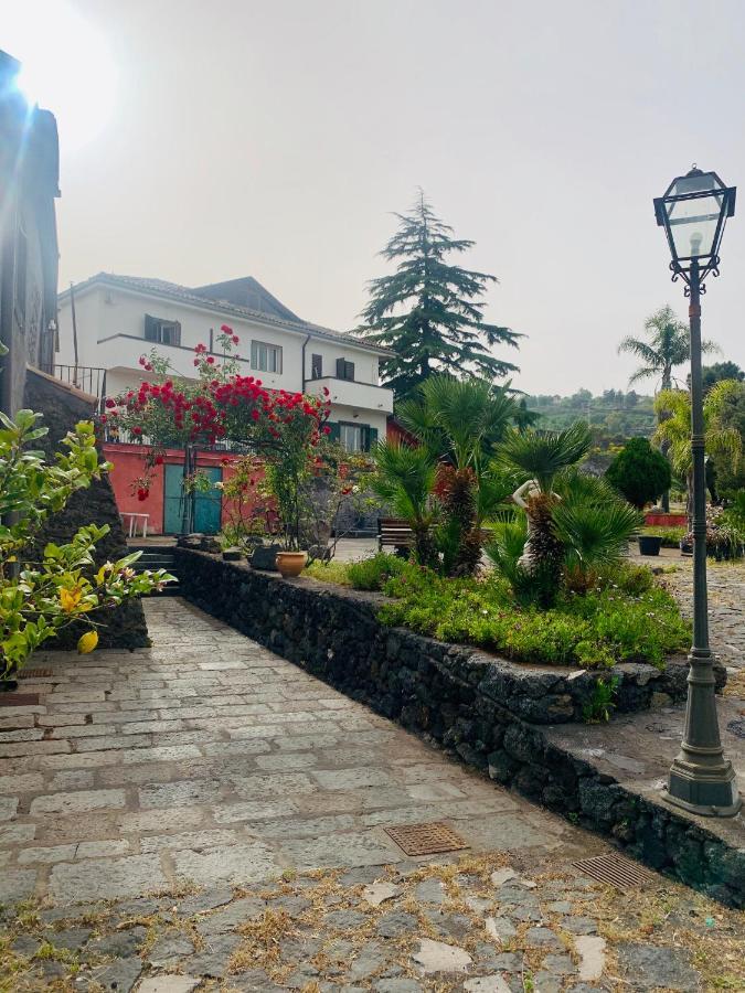 Villa Alessio - Case Vacanza Con Piscina Sull'Etna Puntalazzo Bagian luar foto