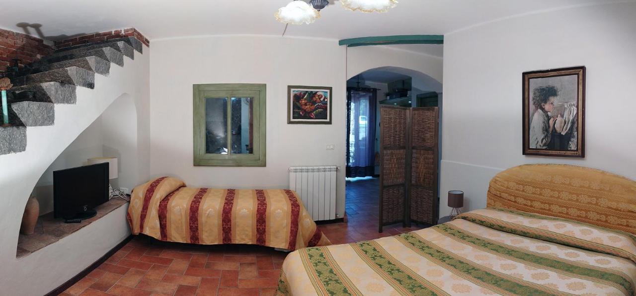 Villa Alessio - Case Vacanza Con Piscina Sull'Etna Puntalazzo Bagian luar foto