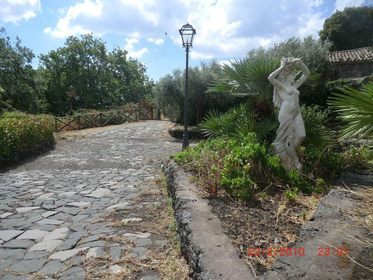 Villa Alessio - Case Vacanza Con Piscina Sull'Etna Puntalazzo Bagian luar foto
